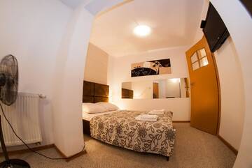 Фотографии Отель Hotel Marand г. Жешув (Польша) №3 Фото Отель Hotel Marand г. Жешув 3