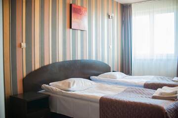 Фото номера Двухместный номер с 2 отдельными кроватями Отель Hotel Horyzont г. Жешув 4