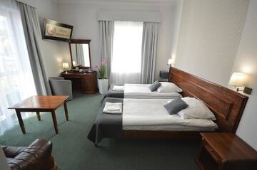 Фото номера Двухместный номер с 2 отдельными кроватями Отель Villa Riviera г. Жешув 4
