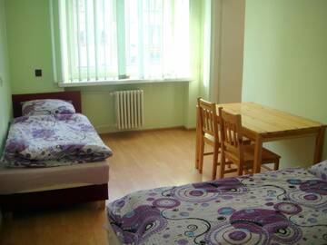 Фото номера Cемейный номер с собственной ванной комнатой Хостелы Hostel Omega г. Жешув 4