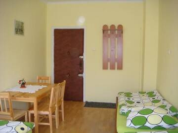 Фото номера Трехместный номер с общей ванной комнатой Хостелы Hostel Omega г. Жешув 7