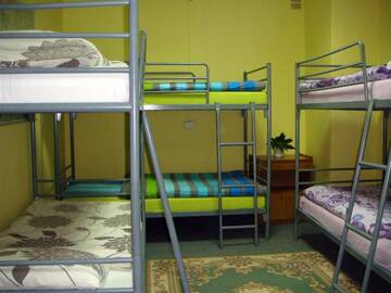 Фото номера Общий номер (для 6 взрослых) Хостелы Hostel Omega г. Жешув 2