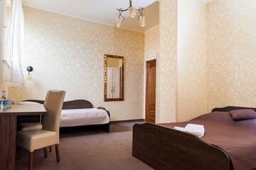 Фото номера Трехместный номер Делюкс Отель Hotel Andersen г. Жешув 2