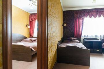 Фото номера Трехместный номер Делюкс Отель Hotel Andersen г. Жешув 4