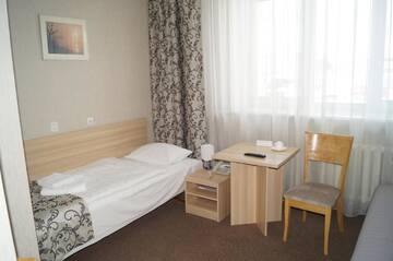Фото номера Двухместный номер с 1 кроватью или 2 отдельными кроватями Отель Hotel Polonia г. Жешув 7