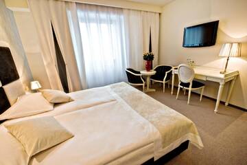 Фото Отель Hotel Prezydencki 4-star г. Жешув 3