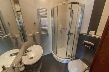Фото номера Одноместный номер Отель Hotel Fryderyk г. Жешув 16